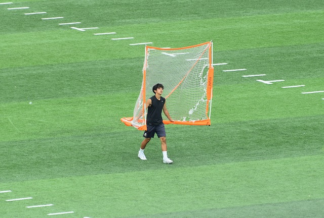坚实防守形
